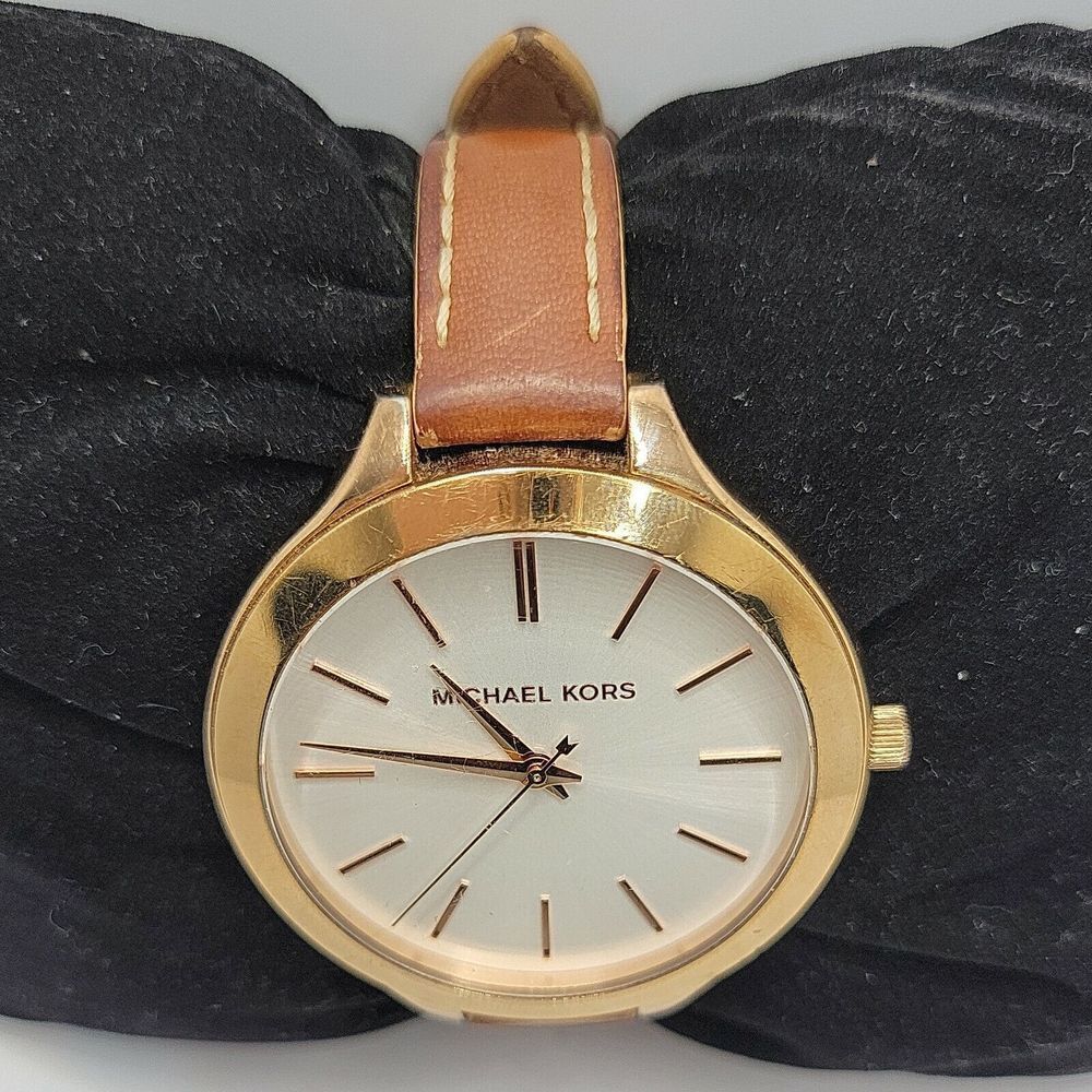 Michael Kors Runway MK2284 Women Stainless Steel Analog Dial Quartz Watch AM544 - Picture 5 of 11